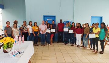 Secretaria de Assistência Social realiza entrega de certificados da 1ª Turma de Formandos de 2022 dos Cursos de Artes e Informática