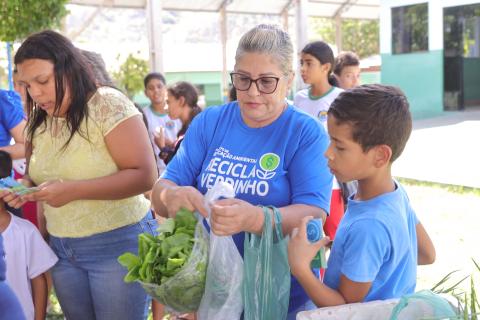 Secretaria de educação realiza a Feirinha do Futuro na Escola Estadual Brás Maimoni